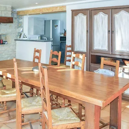 Two-bedroom Holiday In Sur Seye Verfeil-sur-Seye
