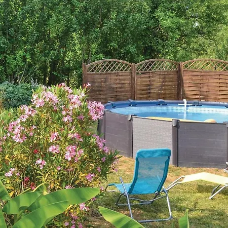 Two-bedroom Holiday In Sur Seye Verfeil-sur-Seye