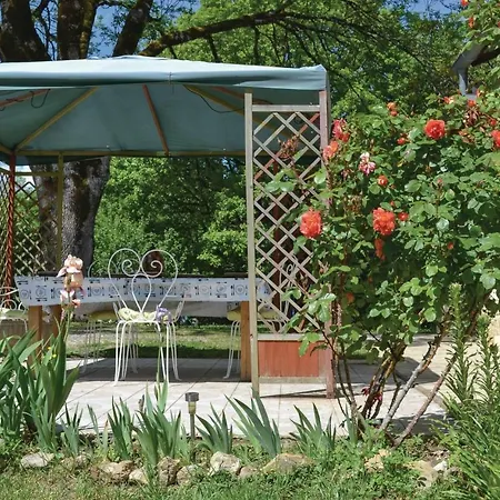 Two-bedroom Holiday In Sur Seye * Verfeil-sur-Seye